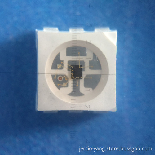SK6812 built-in IC - LED lamp SMD5050RGB XT9822 dual signal transmission compatible APA102 lamp with 256 grayscale adjustable